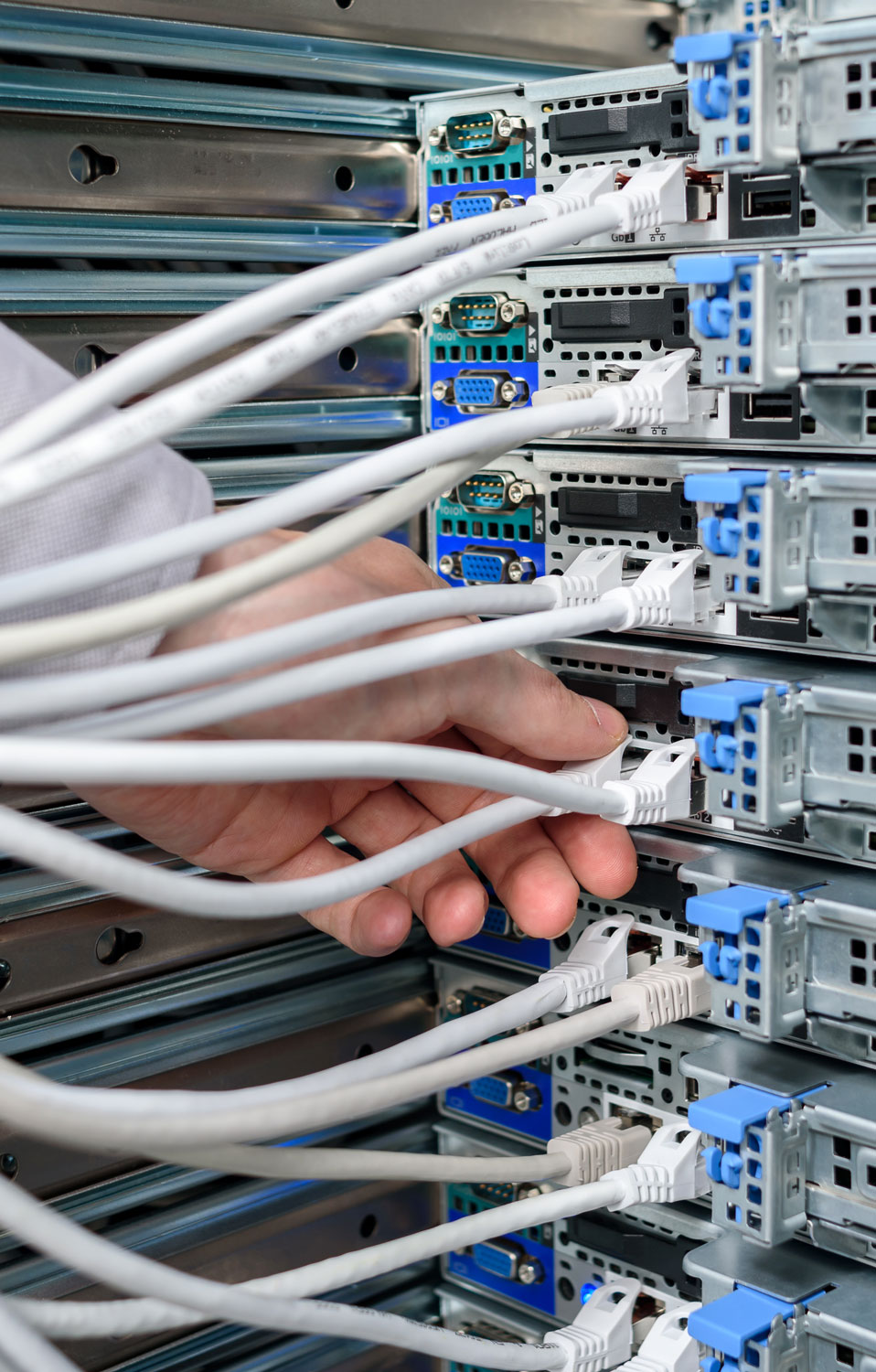 k_man-data-center-technician-performing-server-maint-2023-11-27-05-10-08-utc_1-2